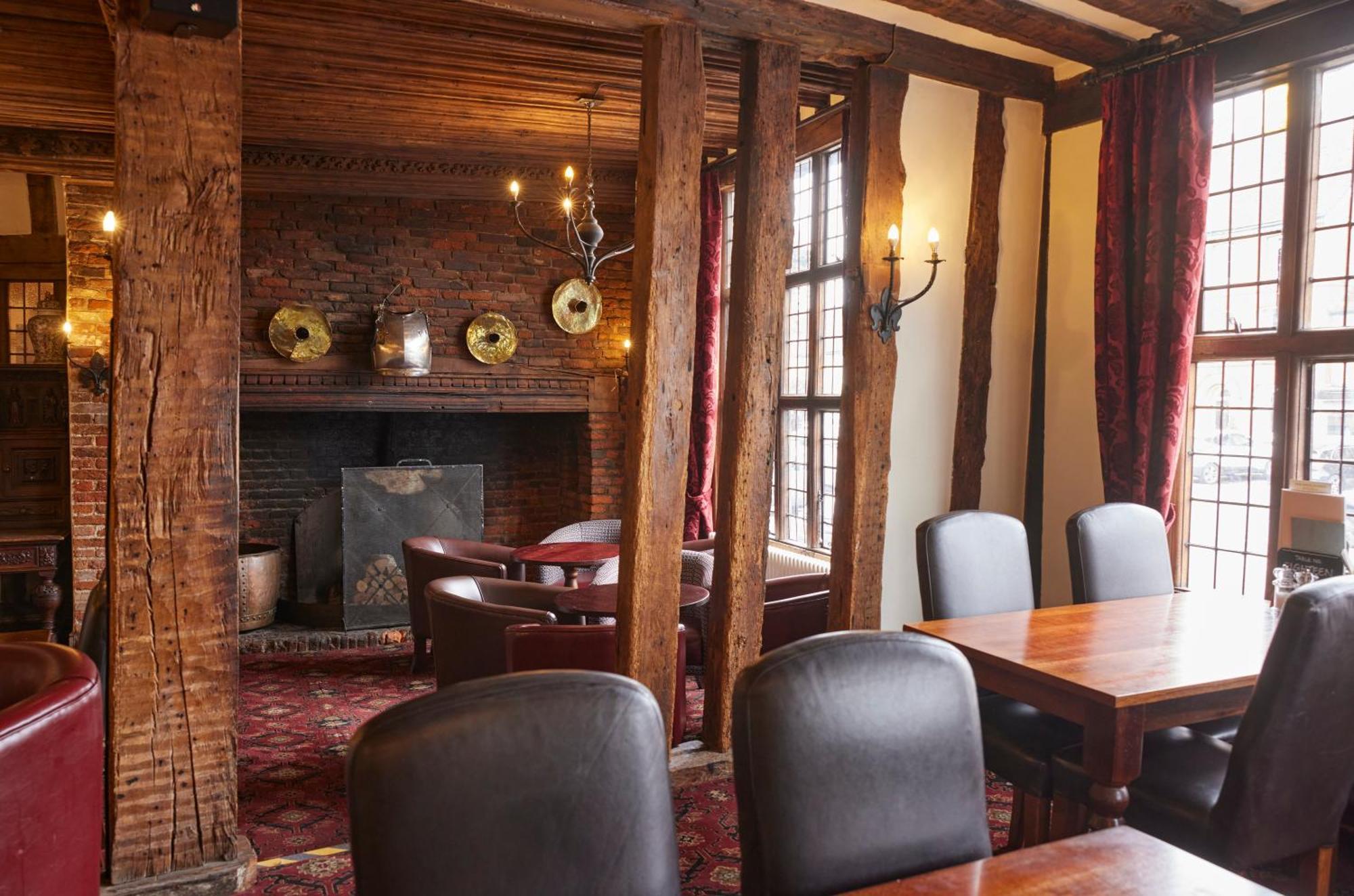 Bull Hotel By Greene King Inns Лонг Мелфорд Экстерьер фото